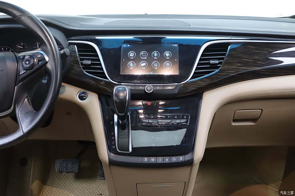 Buick GL8, 2019 21