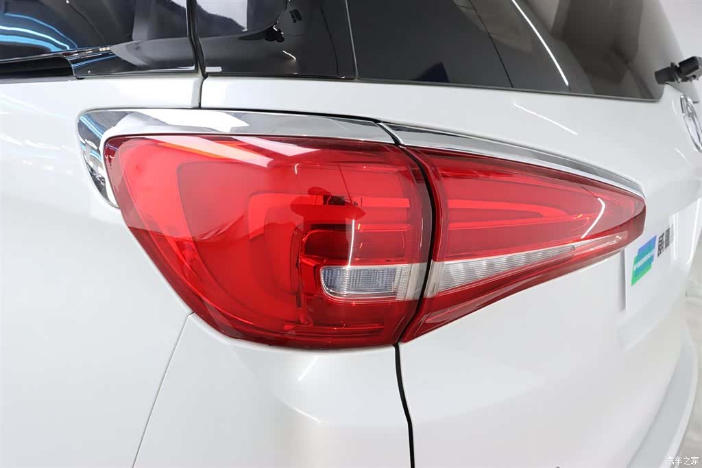 Buick GL8, 2019 30