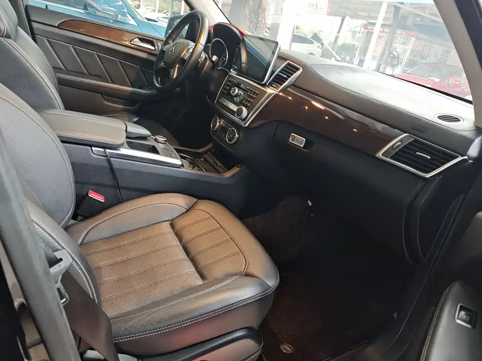 Mercedes-Benz GL grade