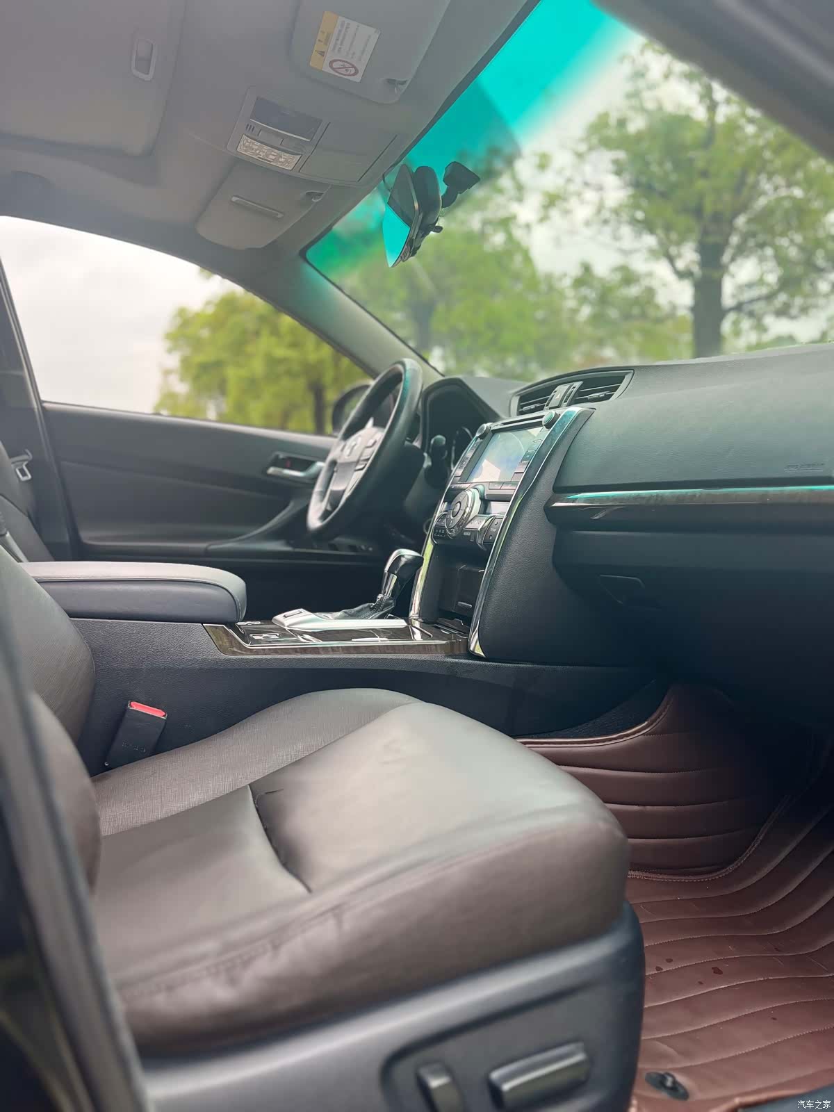 Toyota 2.5V, 2017 12