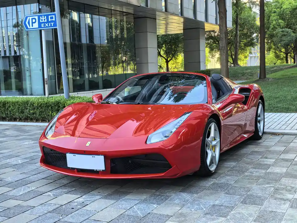Ferrari 488