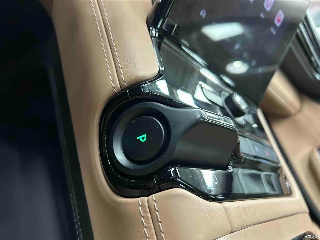 NIO ES8, 2019 4