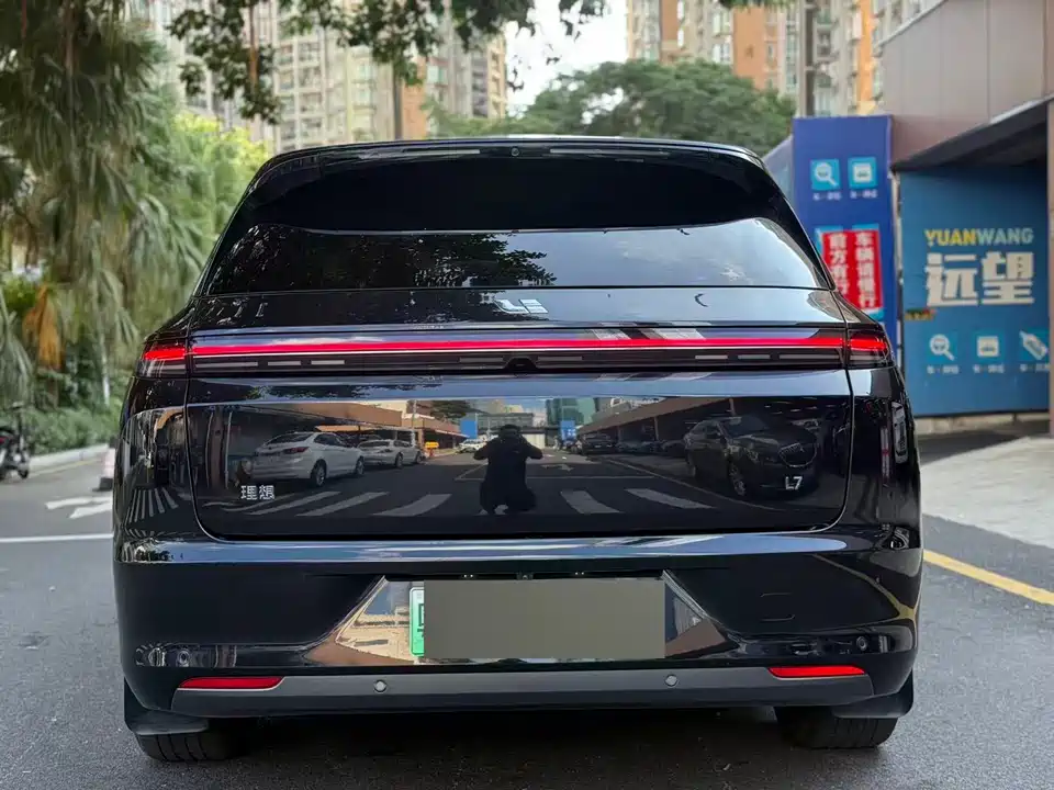Li Auto Ideal L7