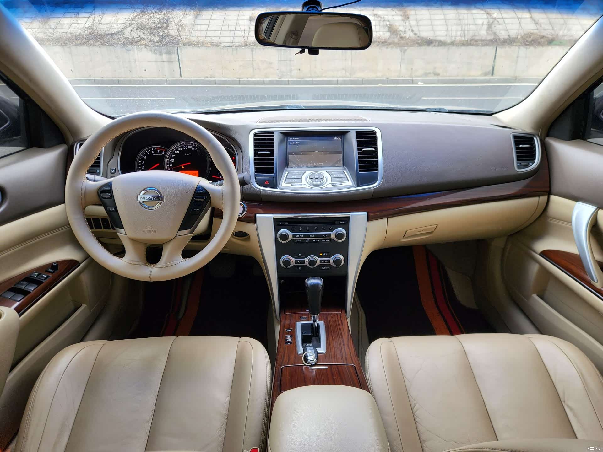 Nissan Teana, 2013 16