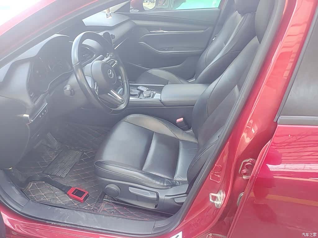Mazda Mazda3, 2020 15