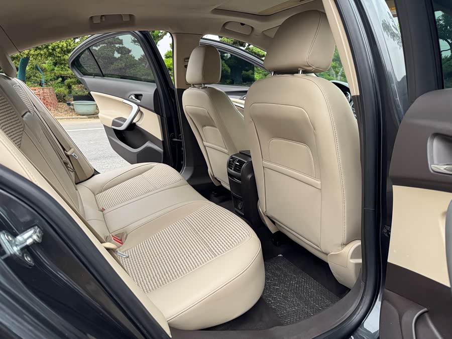 Buick Regal 2016, фото 8