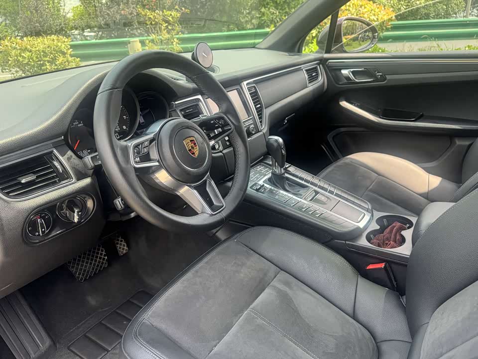 Porsche Macan Porsche Macan