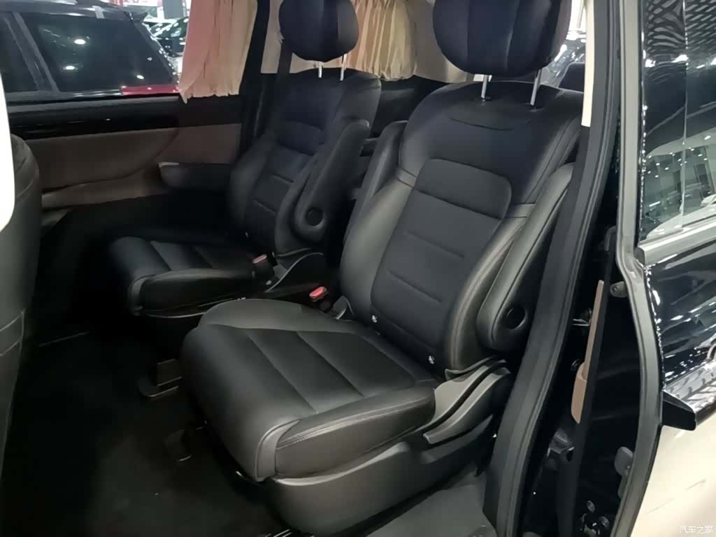 Trumpchi E8, 2024 17