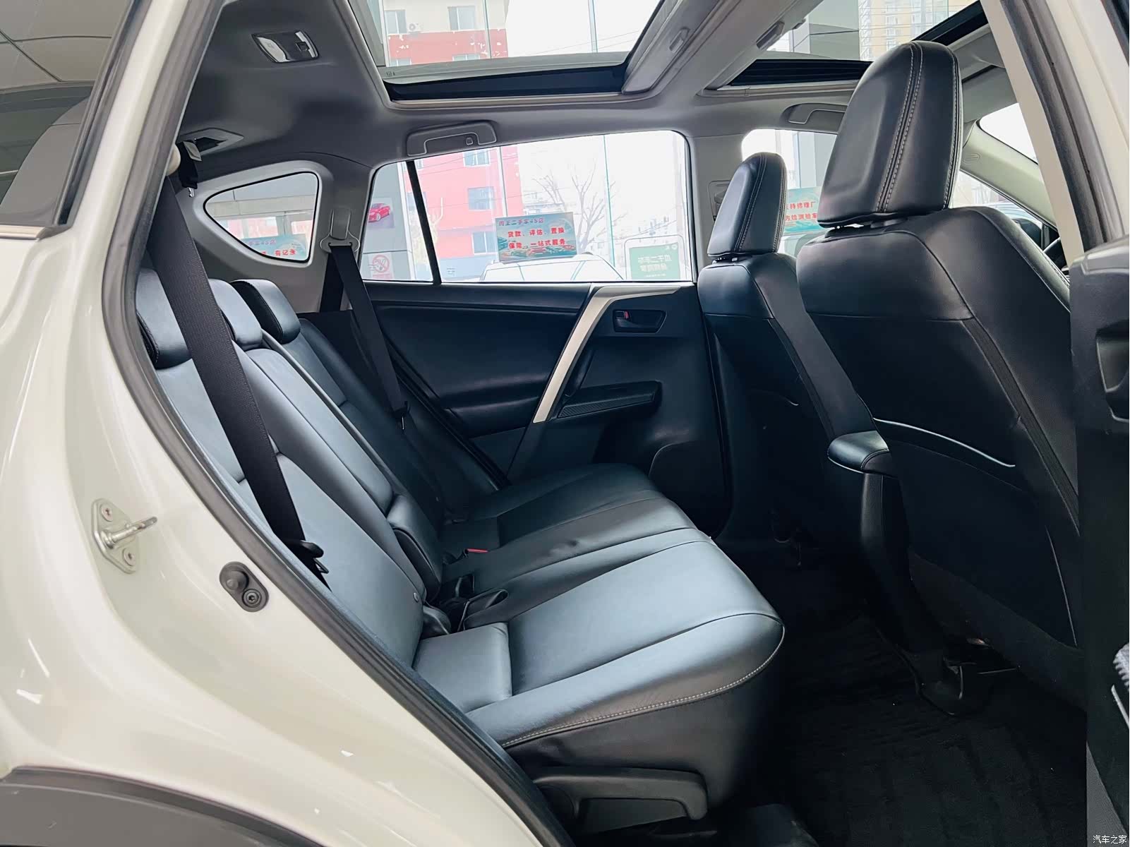 Toyota RAV4, 2016 19