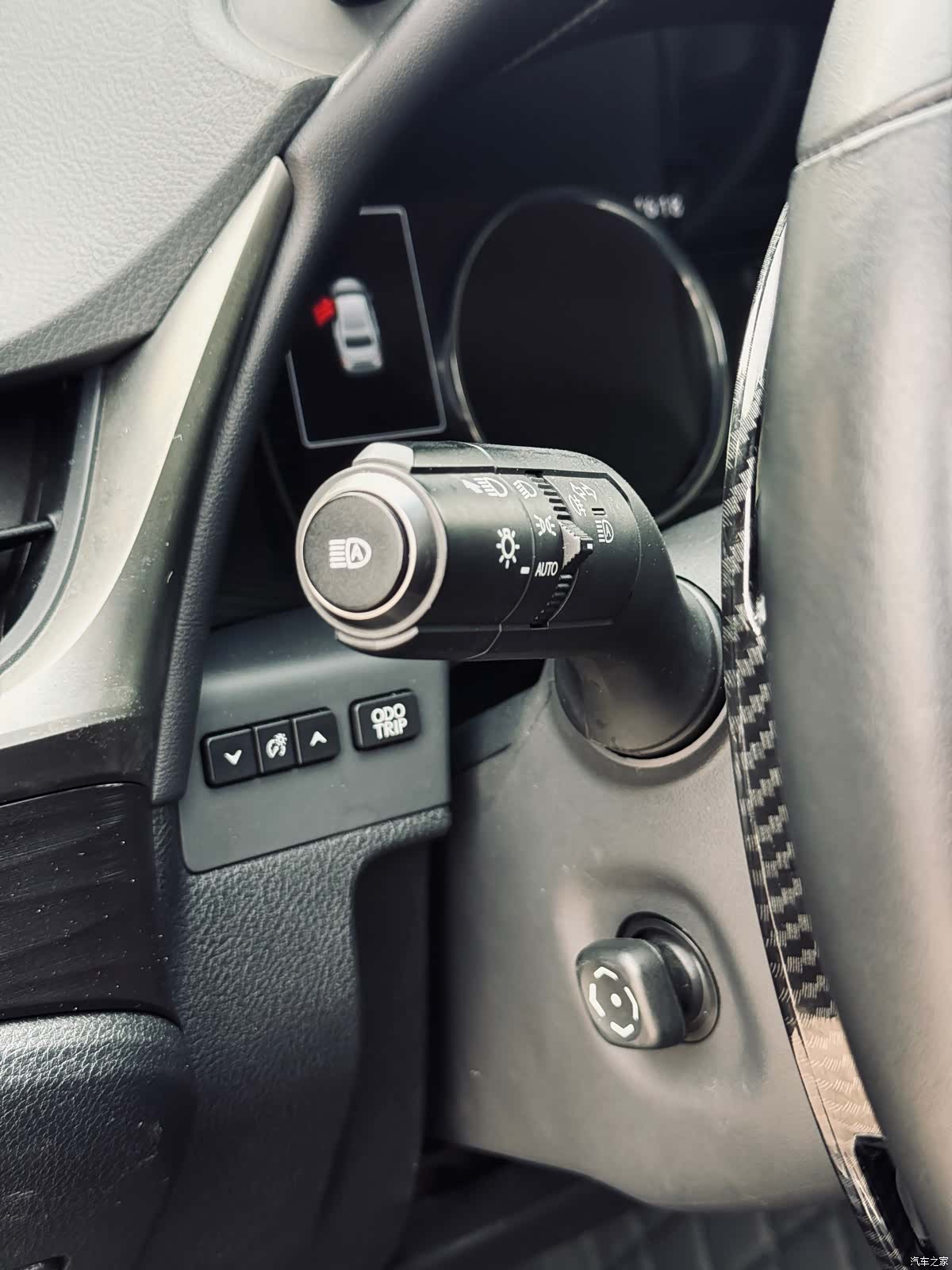 Lexus ES, 2019 16