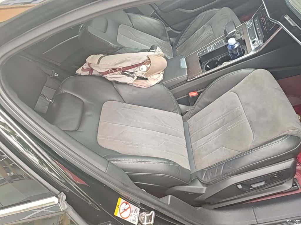 Audi A6L, 2020 25