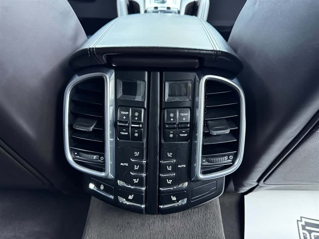 Porsche Cayenne, 2013 20
