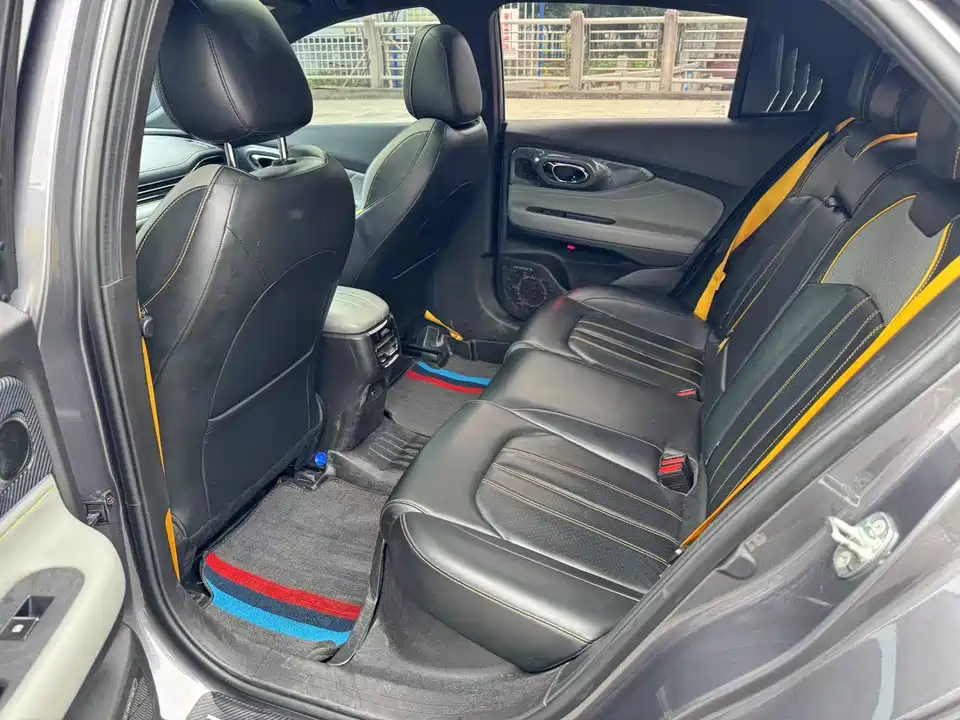 Trumpchi Shadow Leopard