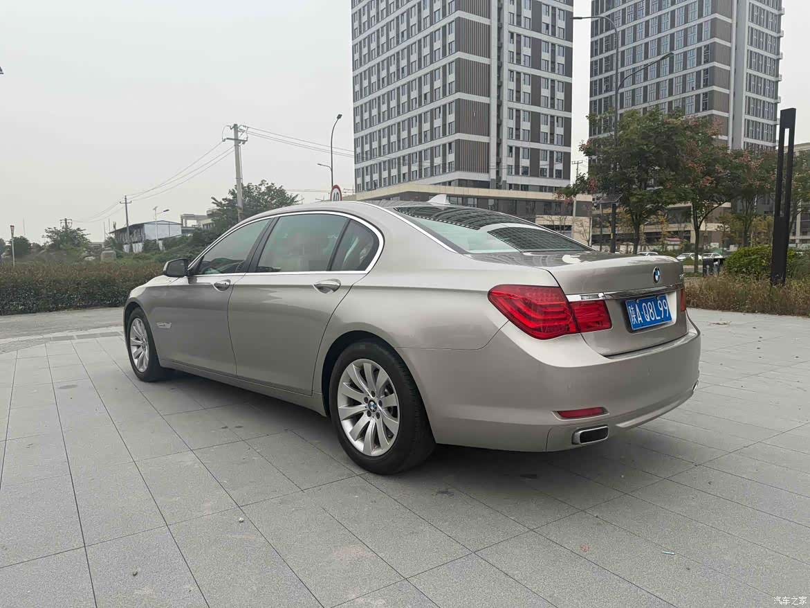 BMW 7 Series, 2013 13