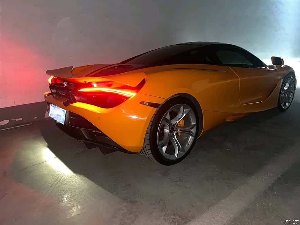 McLaren 720S, 2019 все фото