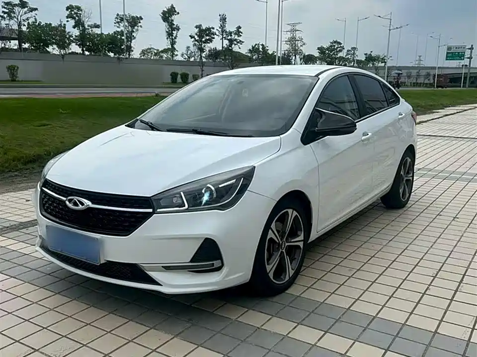 Chery Arrizo 5