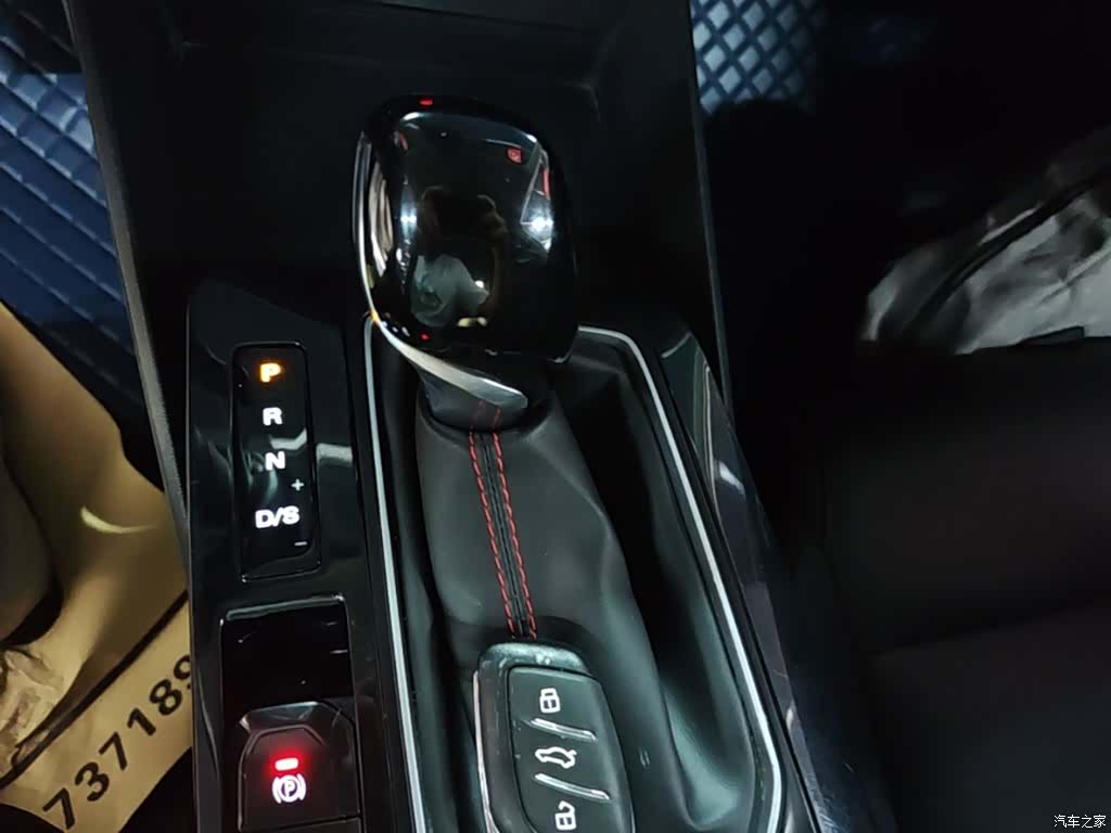MG MG5, 2023 10