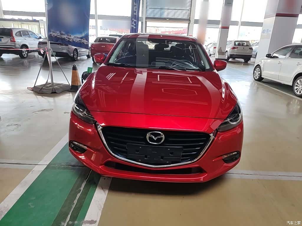Mazda Mazda3, 2019 3