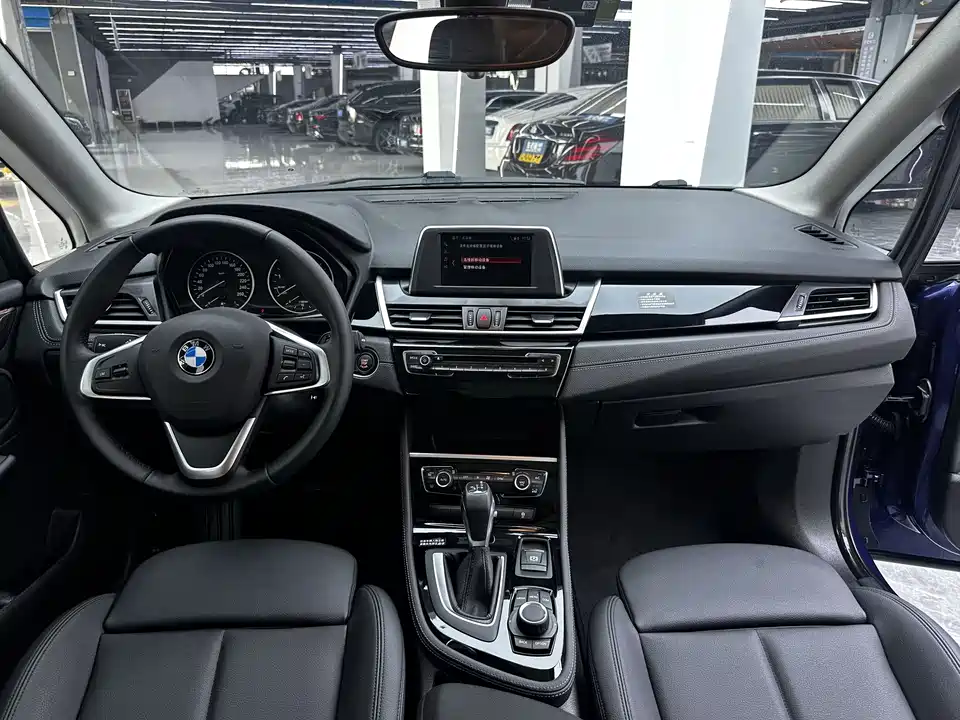 BMW 2 series station wagon