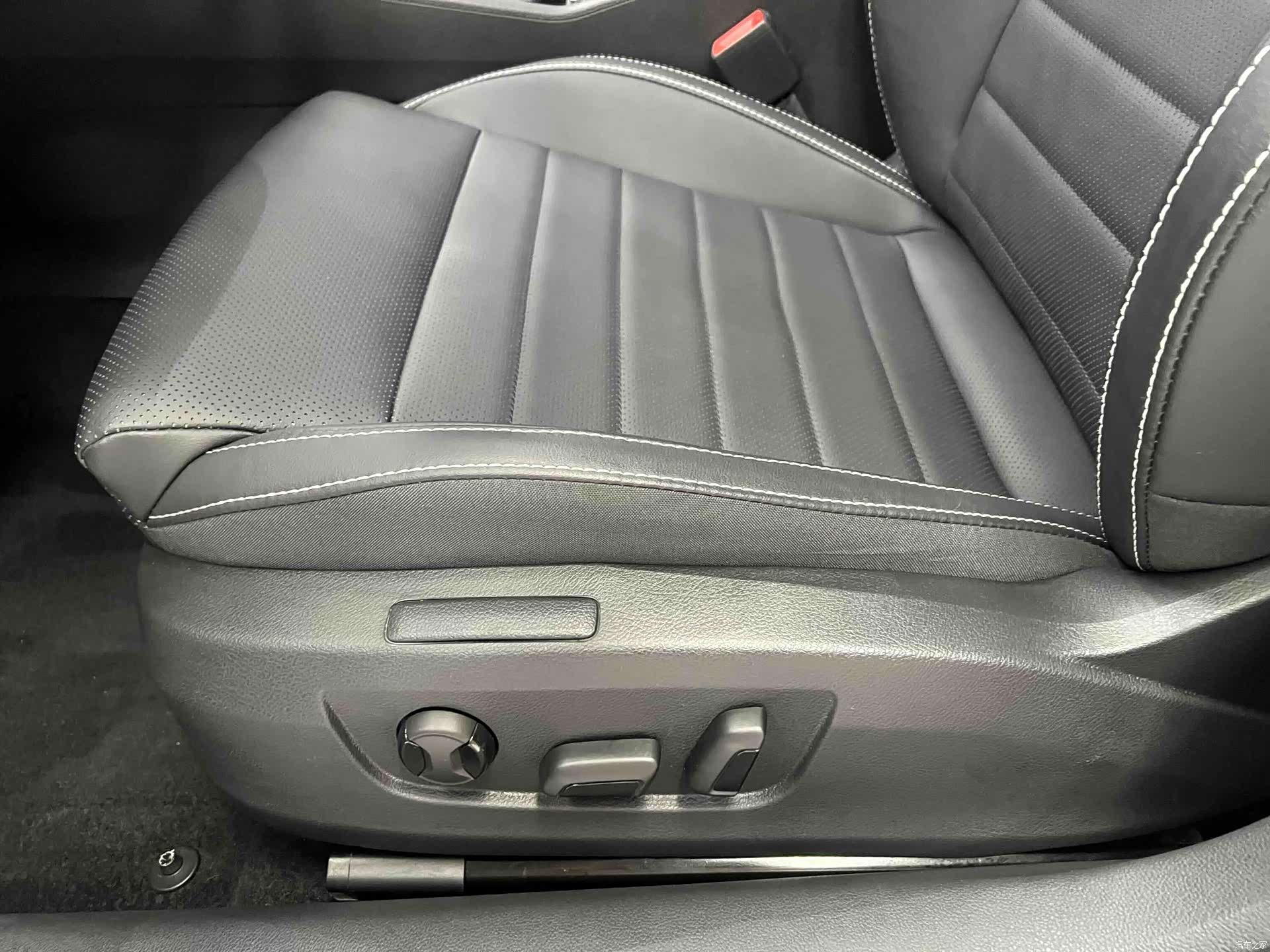 Skoda Superb, 2024 14