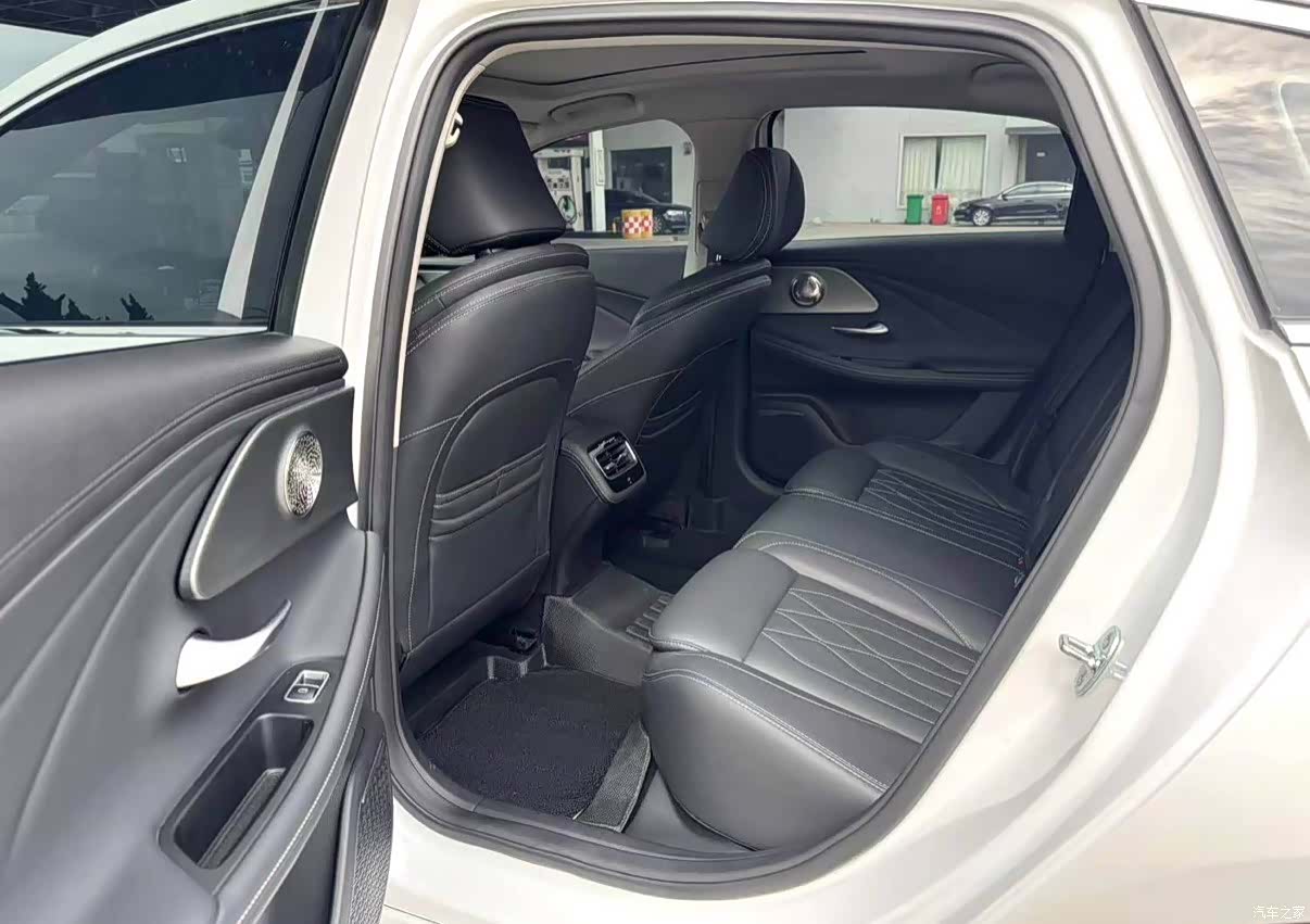 Chery Arrizo 8, 2023 6
