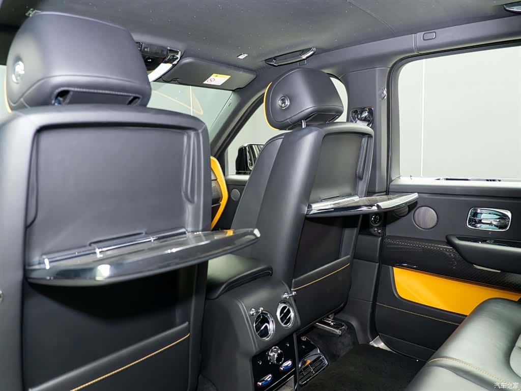 Rolls-Royce Cullinan, 2021 13