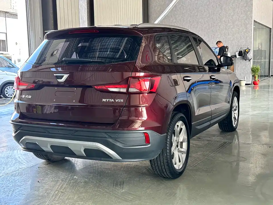 Jetta VS5