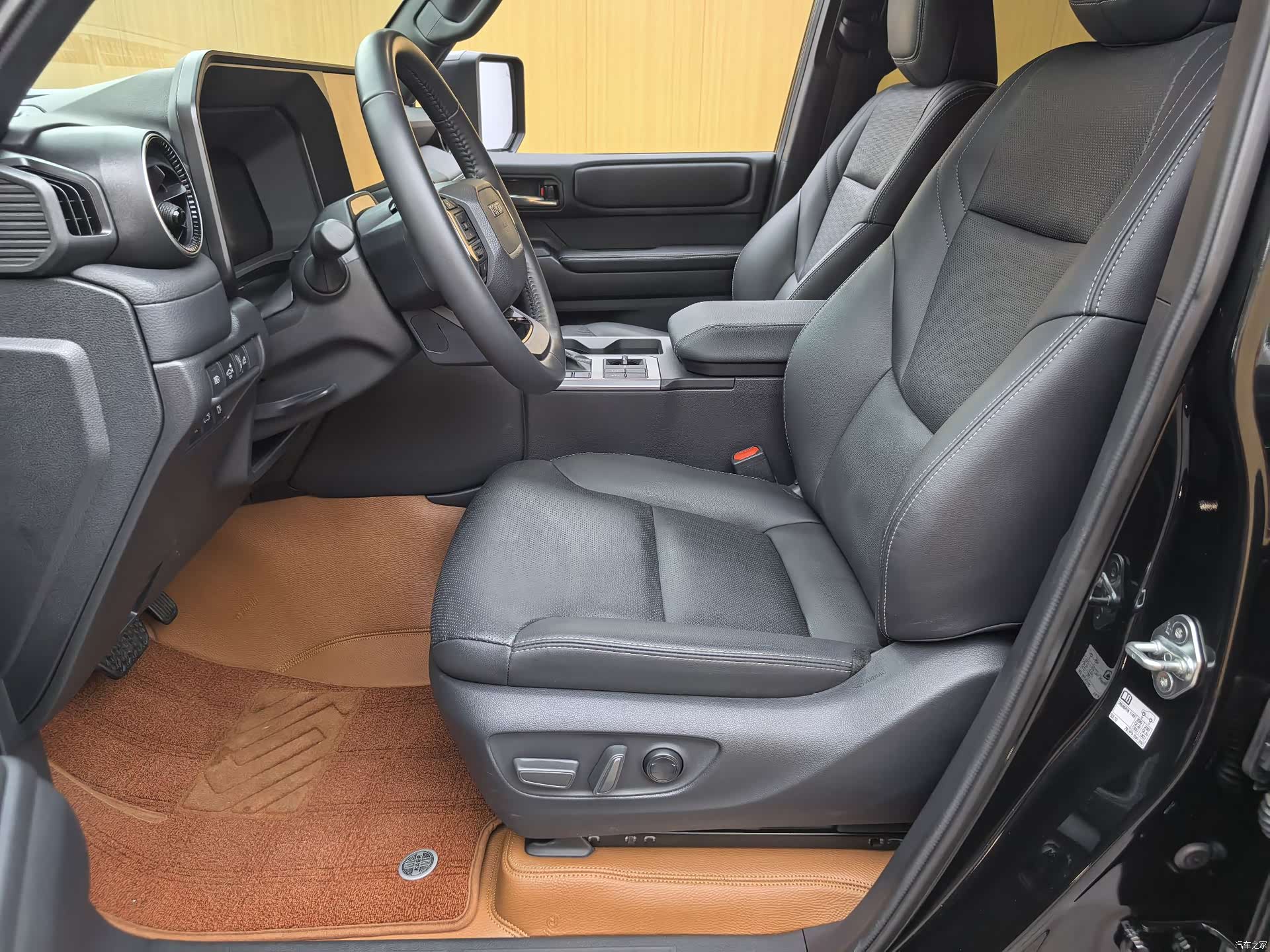 Toyota Prado, 2024 11