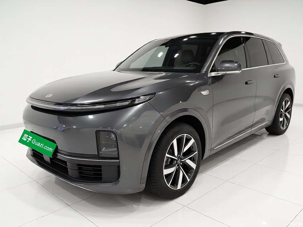 Li Auto L8, 2023 3