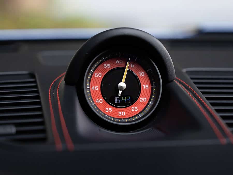 Porsche 911 2023, фото 18