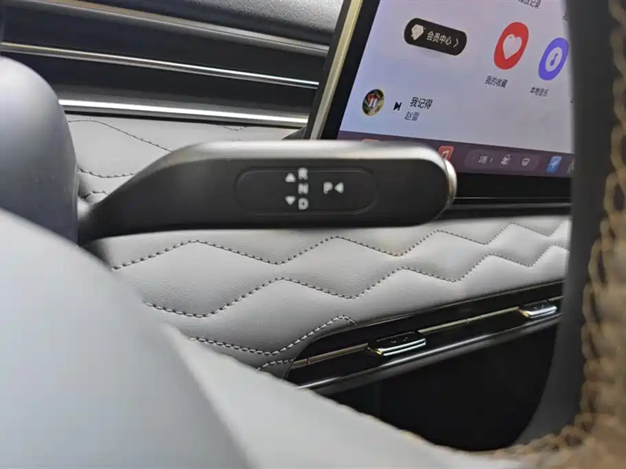 Dongfeng Nammi Nano 01