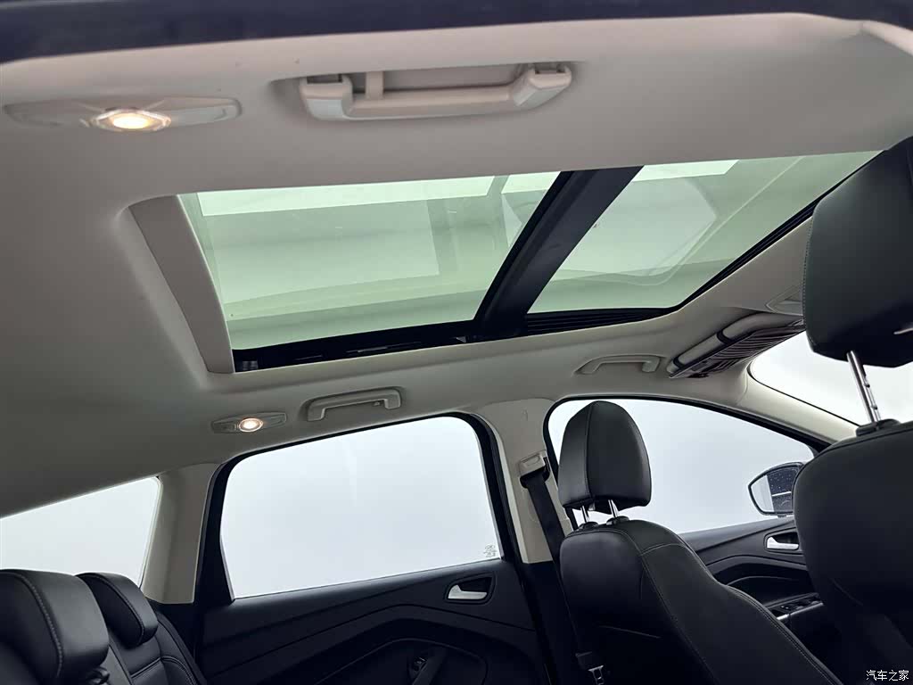 Ford Kuga, 2020 25
