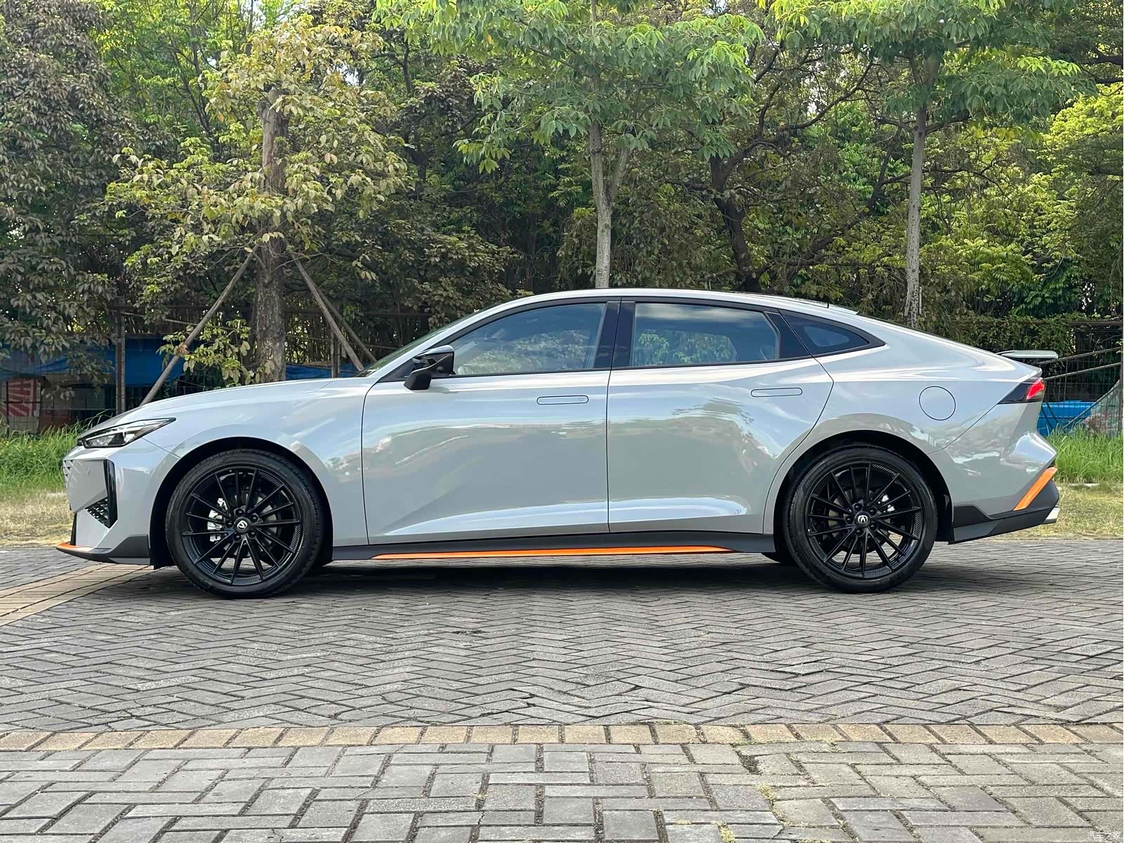 Changan UNI-V, 2024 все фото
