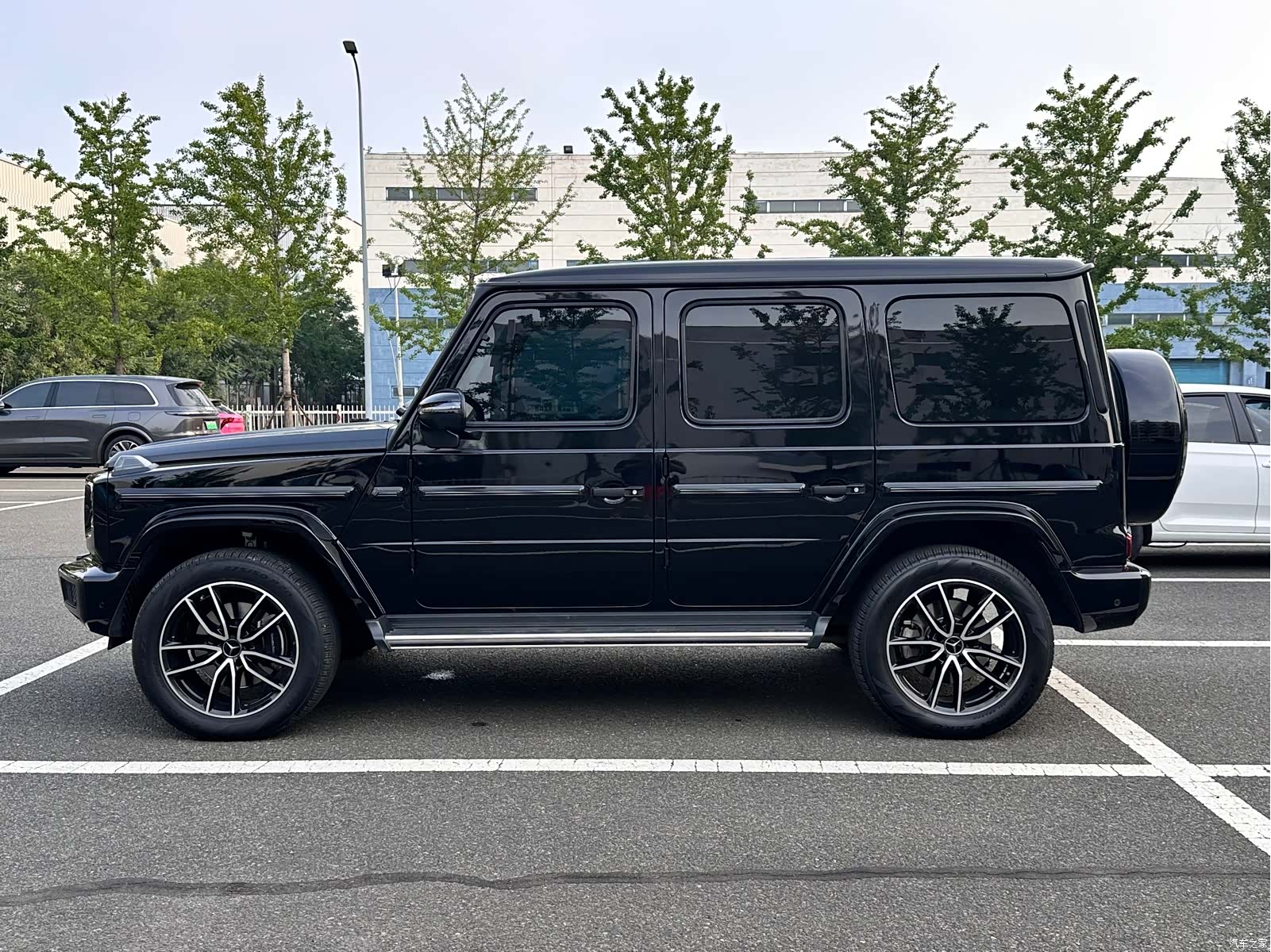 Mercedes-Benz G-Class, 2024 7