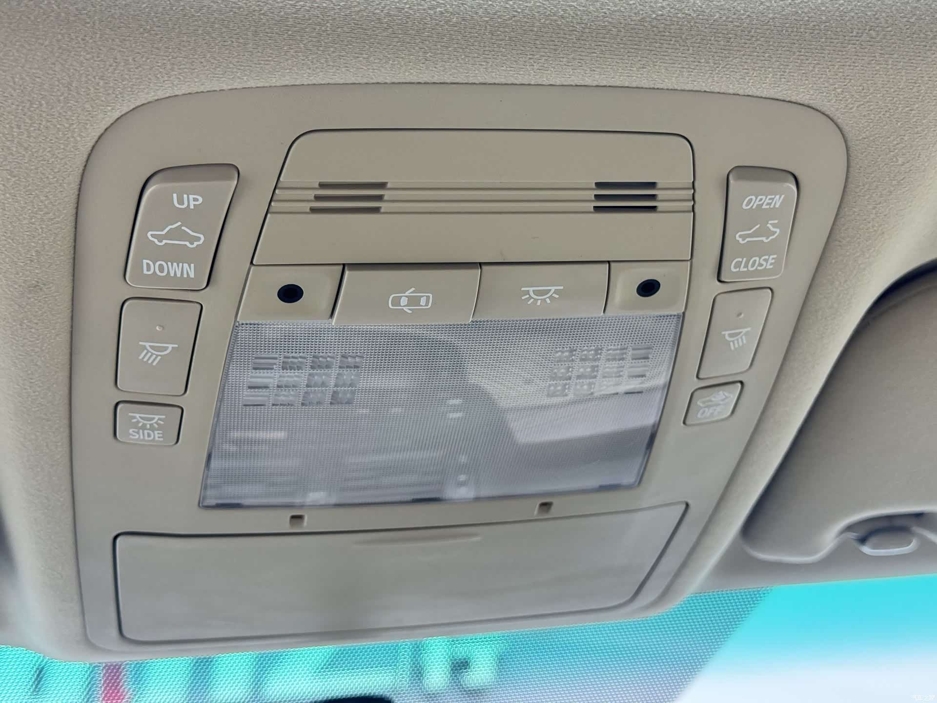 Toyota Crown, 2012 34
