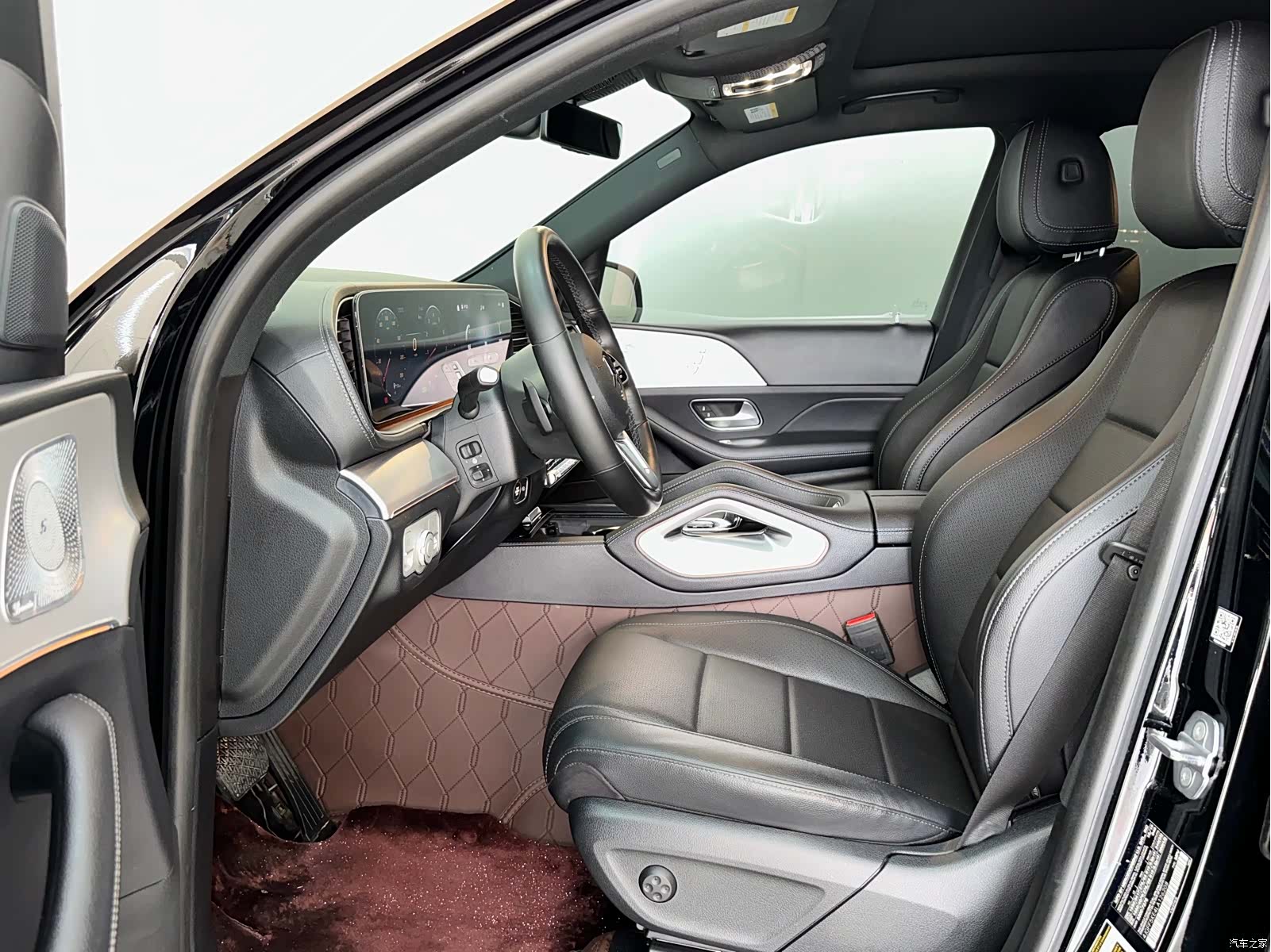 Mercedes-Benz GLS, 2020 8