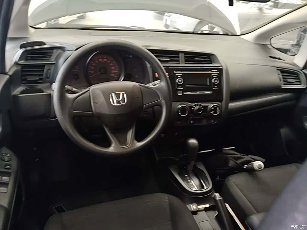 Honda Fit, 2016 10