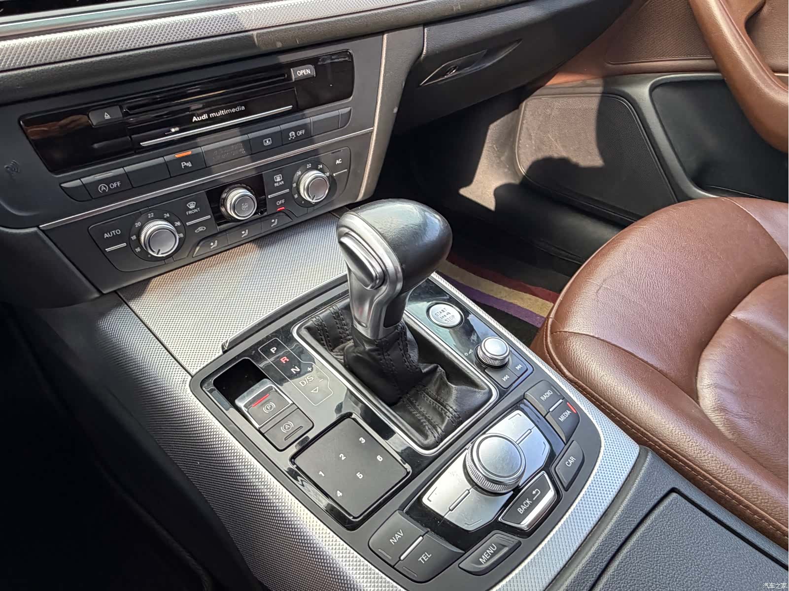 Audi A6L, 2013 17