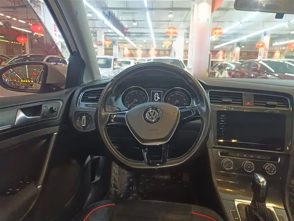 Volkswagen golf