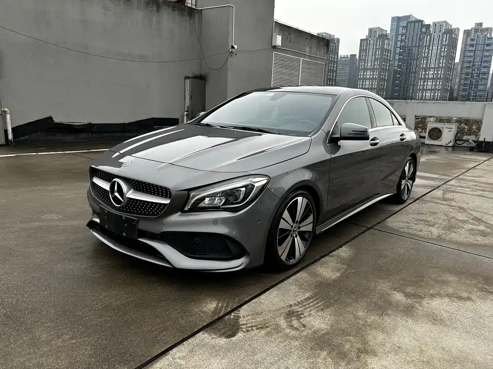 Mercedes-Benz CLA