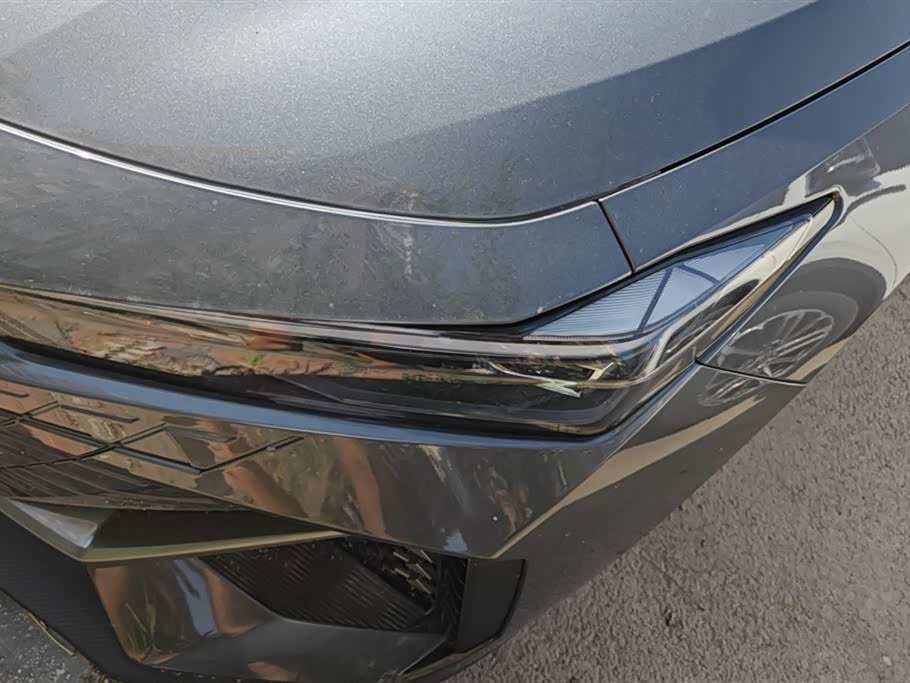 Changan UNI-V Smart iDD Changan UNI-V Smart iDD