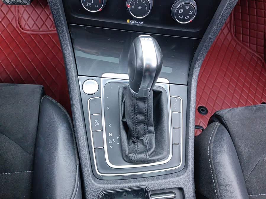 Volkswagen Golf 2018, фото 16