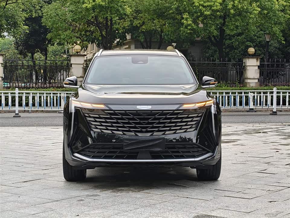 Geely Atlas L