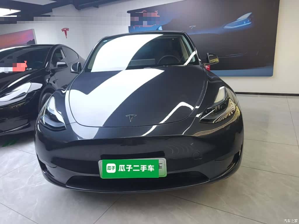 Tesla Model Y, 2024 3