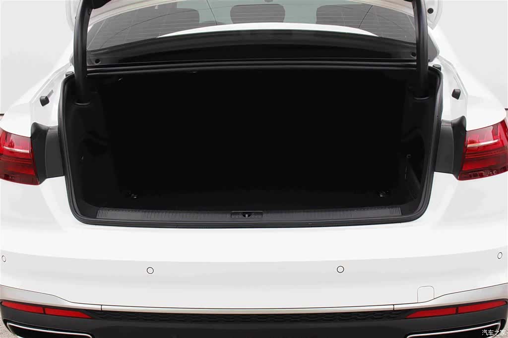 Audi A4L, 2022 12