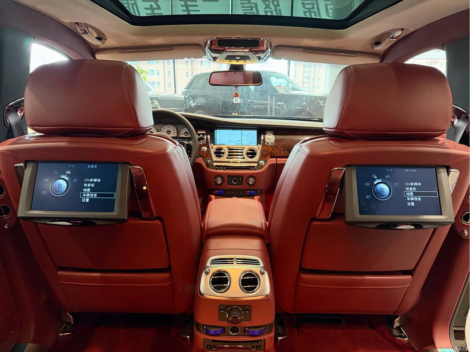 Rolls-Royce Ghost, 2013 22