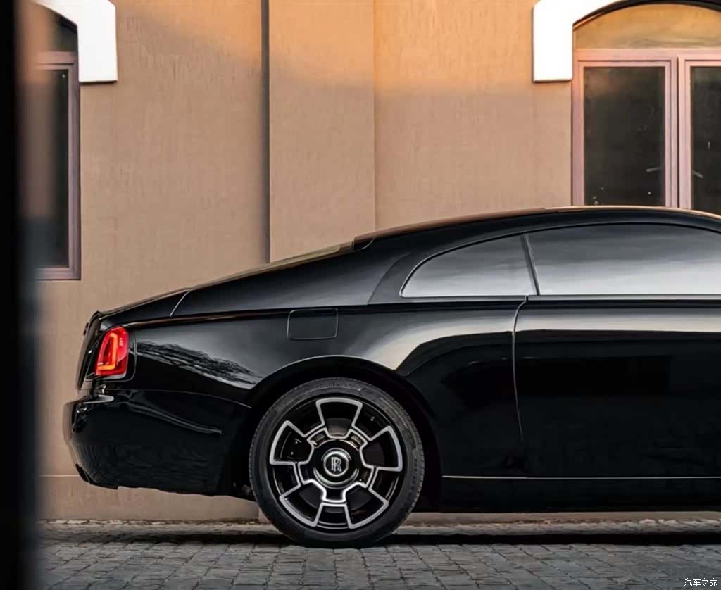 Rolls-Royce Wraith, 2021 8