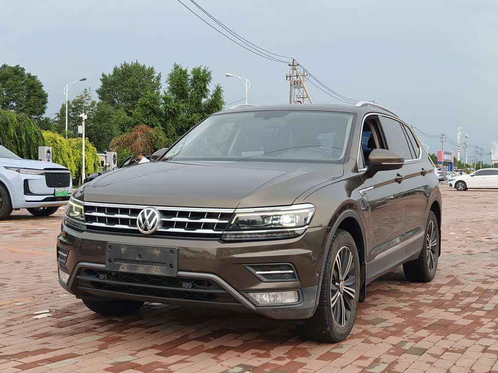 Volkswagen Tiguan L
