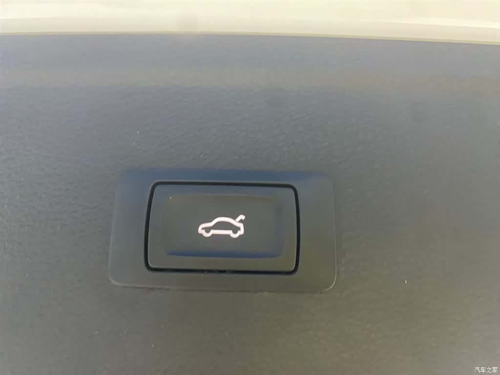 Audi Q5L, 2022 22