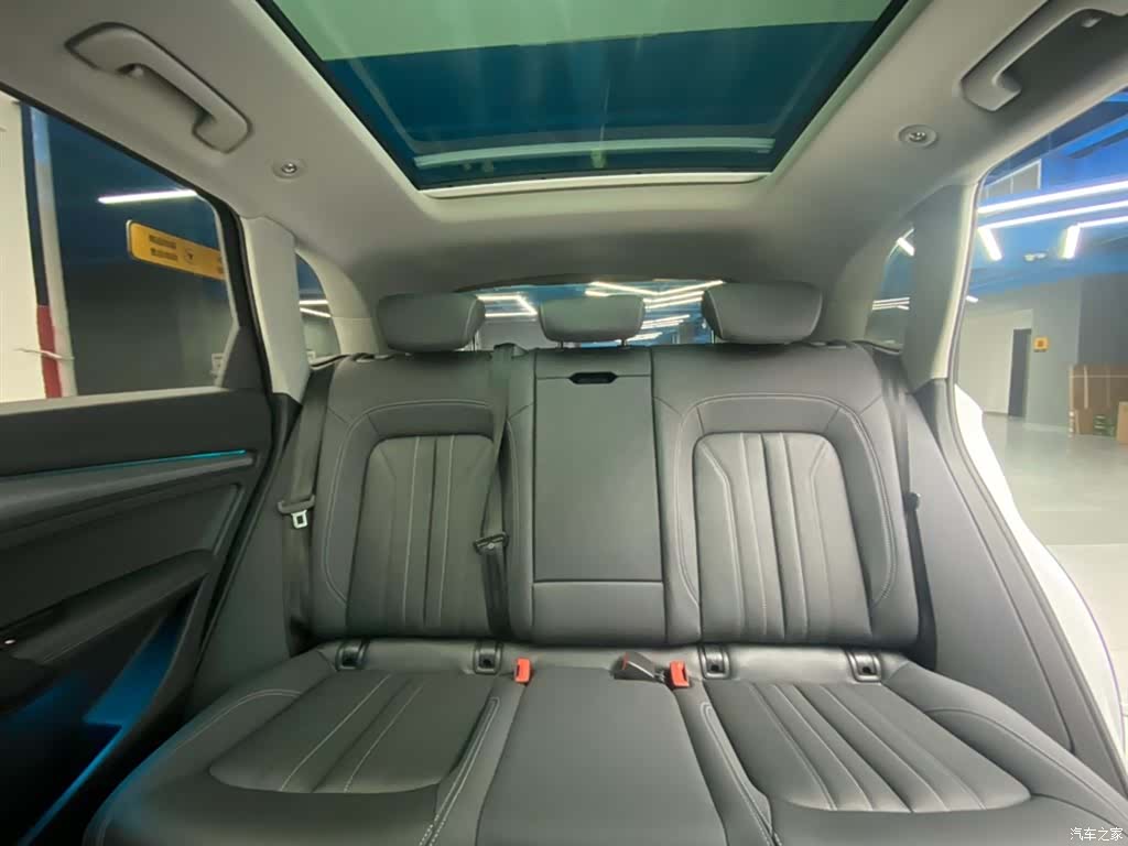 Audi Q5L, 2022 26